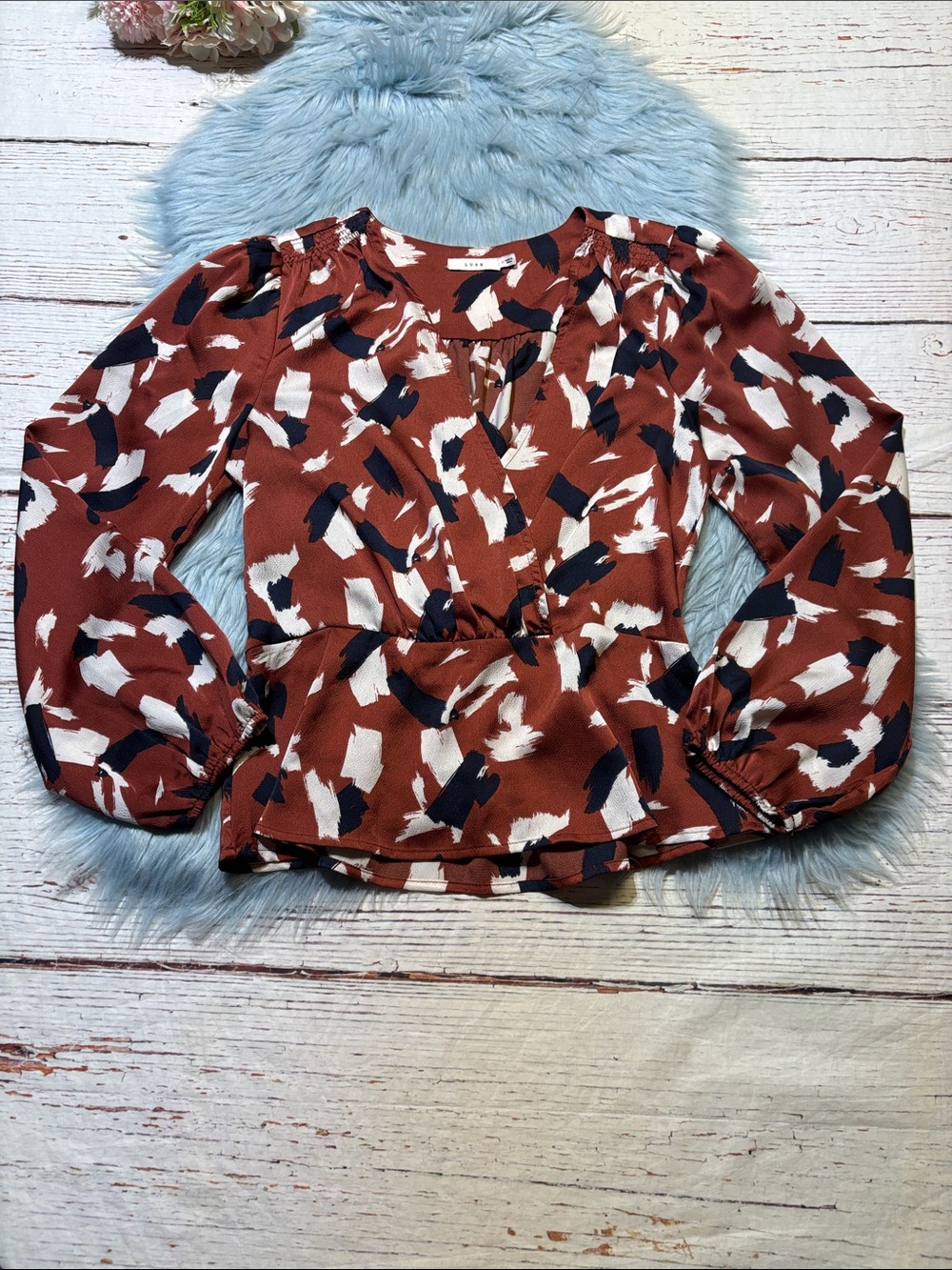 Lush Rust Brushstroke Peplum Top sz M